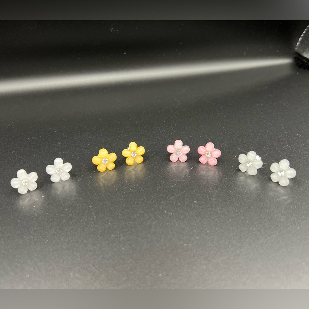 Dainty Floral Stud Earrings (Choice of 4 Colors)